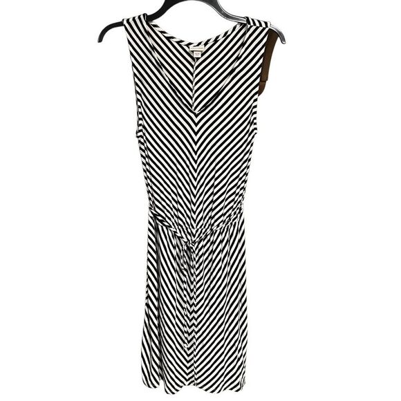 😊 3/$30 summer dress B&W w/ tie at waist, from Target (Merona) Sz M - Picture 1 of 10